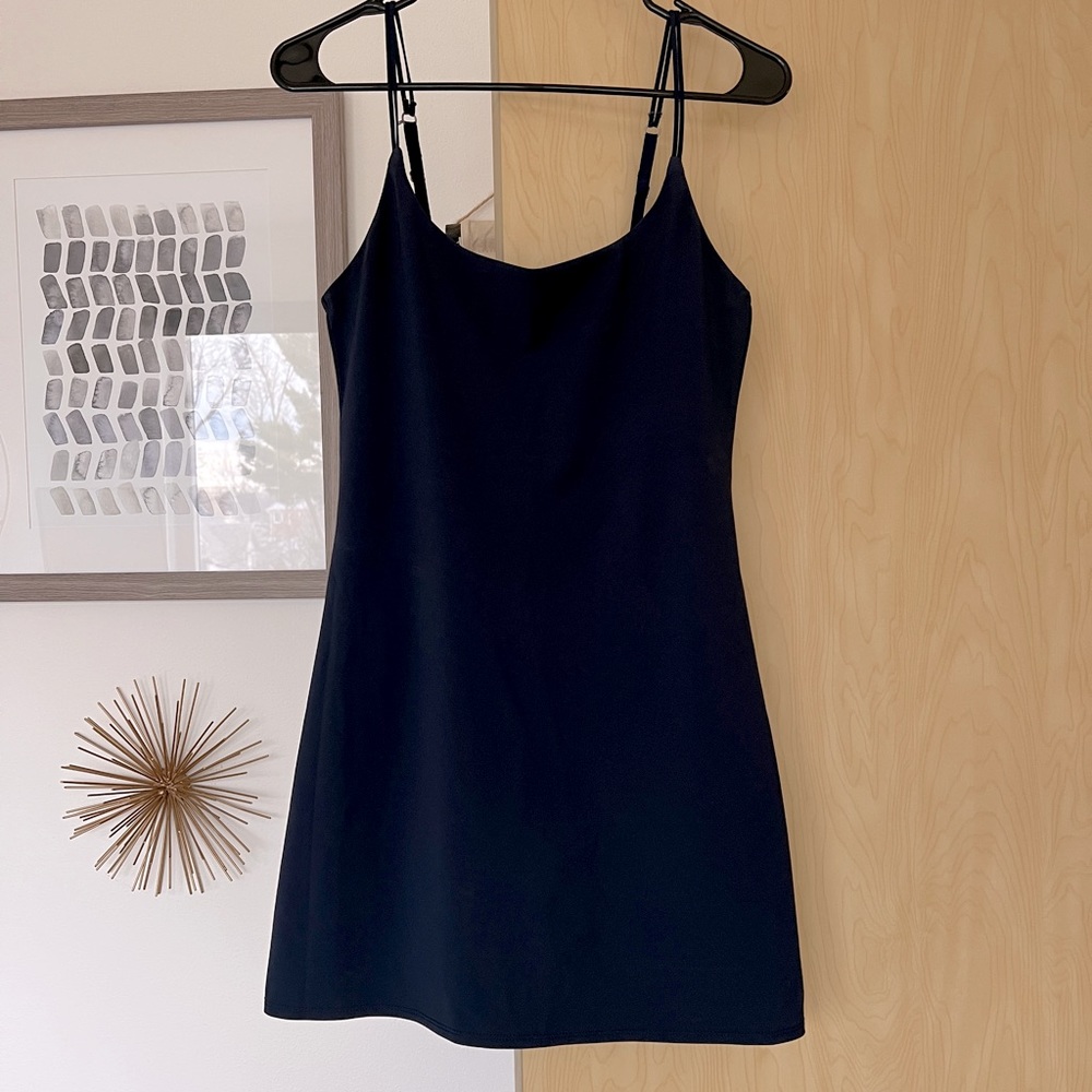 Abercrombie & Fitch traveler mini dress in navy blue, size small regular 💙 EUC!